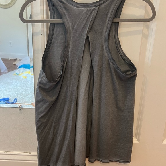 LULULEMON "All tied up tank top" - Picture 2 of 3